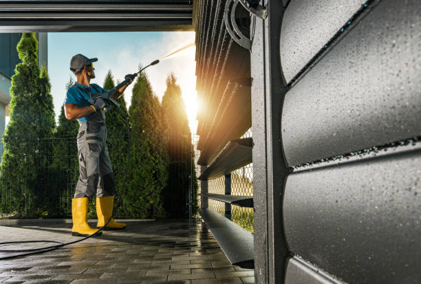 Best Fence Cleaning  in Village Of Four Seasons, MO